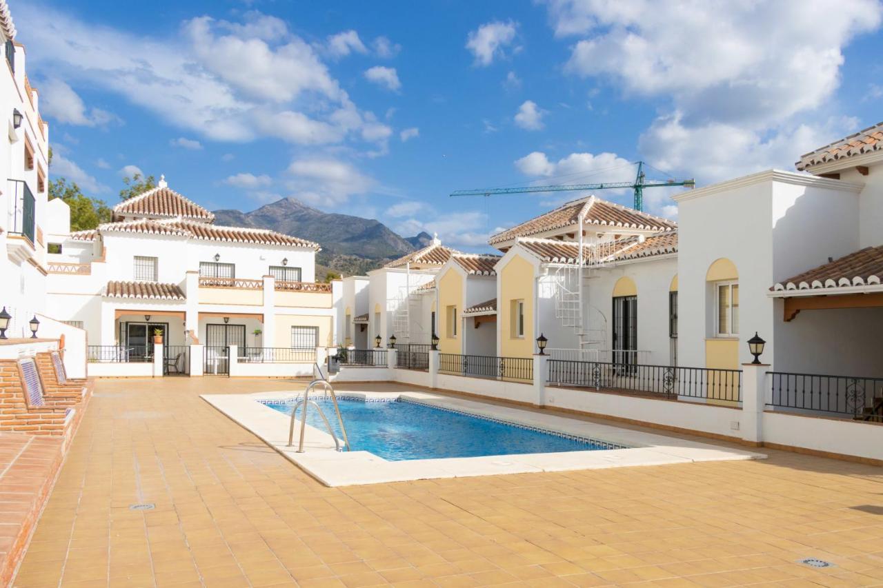 Apt Nerja Chimenea With Ocean View, A/C, & Fiber Apartment Екстериор снимка