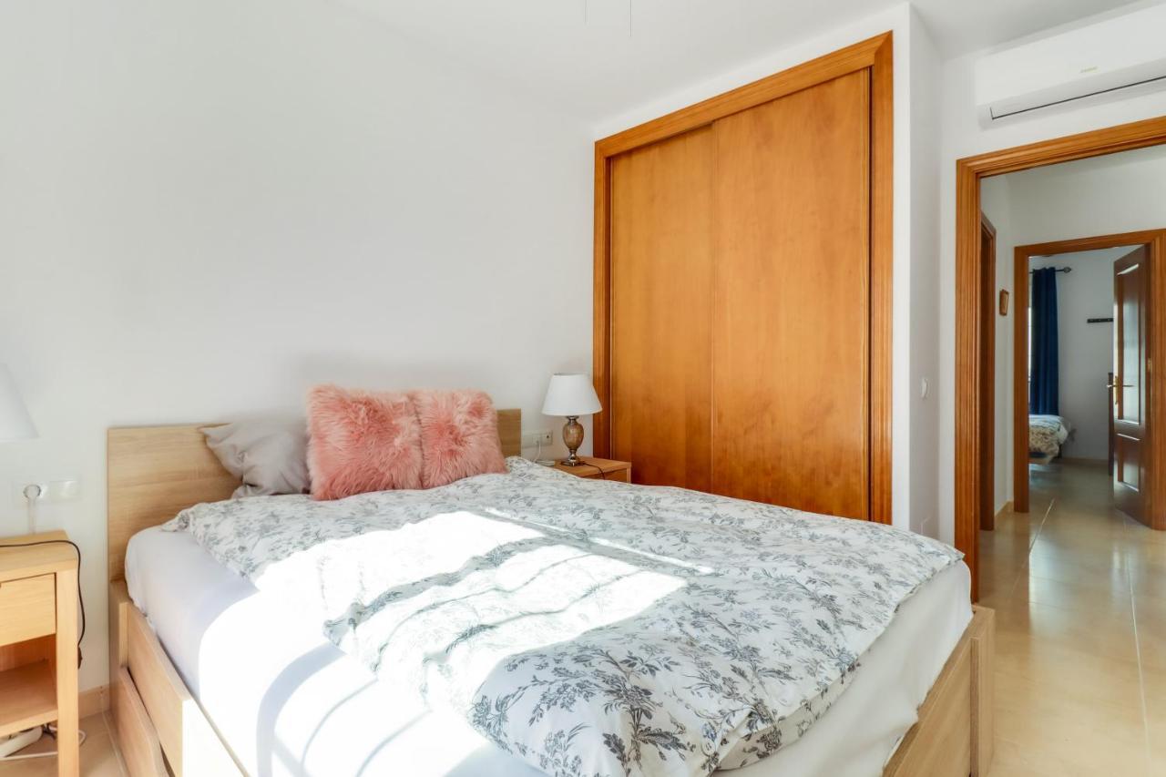 Apt Nerja Chimenea With Ocean View, A/C, & Fiber Apartment Екстериор снимка