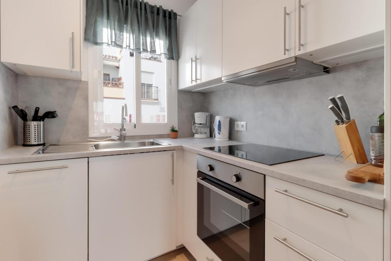 Apt Nerja Chimenea With Ocean View, A/C, & Fiber Apartment Екстериор снимка